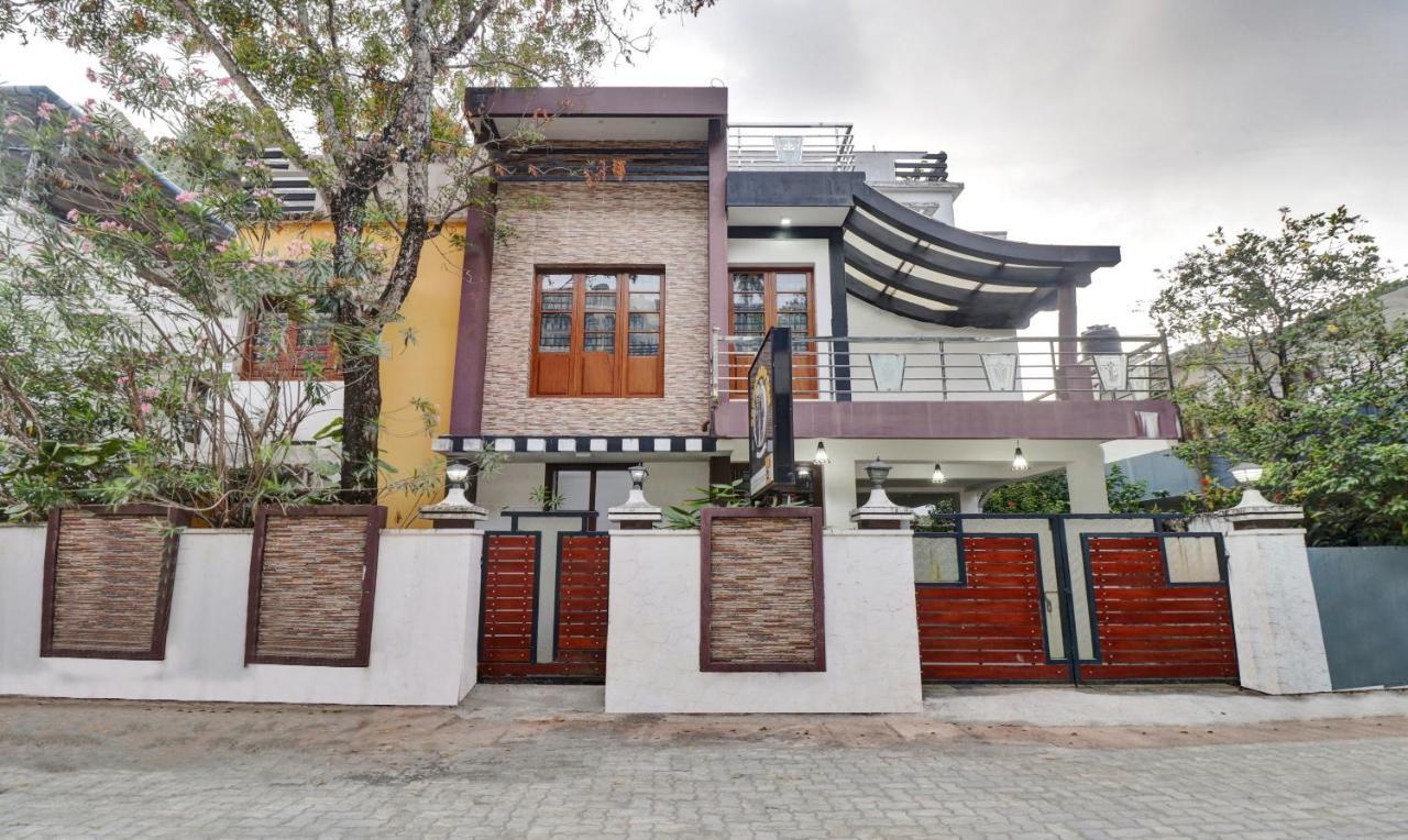 Treebo Backpackers Inn Kochi Exterior foto